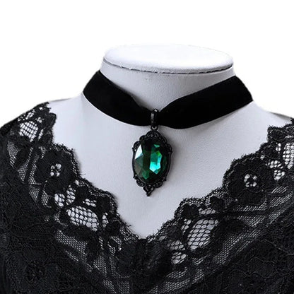 Gothic Venom Crystal Cameo Necklace